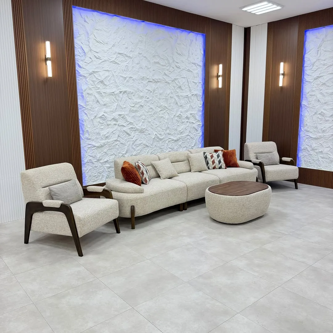كنب استقبال تصميم مزونة مخصص — كنب وقنفات — خشب مارلين / خام شانيل / اسفنج دانلوب اخضر البغلي — صورة 6